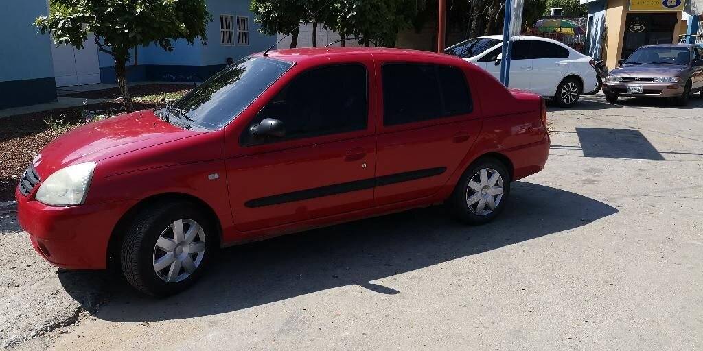 Nissan Platina 2005 - venta de carros en guatemala