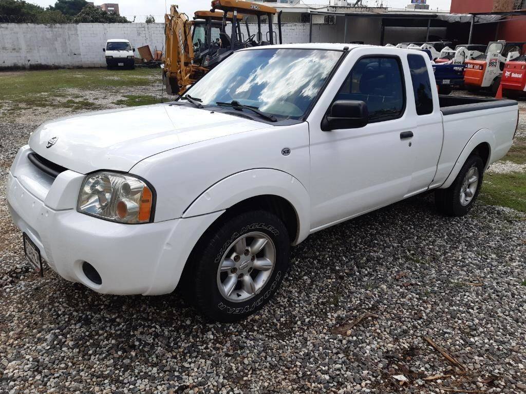 Pickup Nissan Frontier 2004- venta de carros en guatemala
