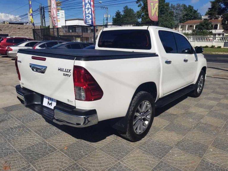 Pick Up Toyota Hilux Modelo 2016 Venta de Carros en Guatemala