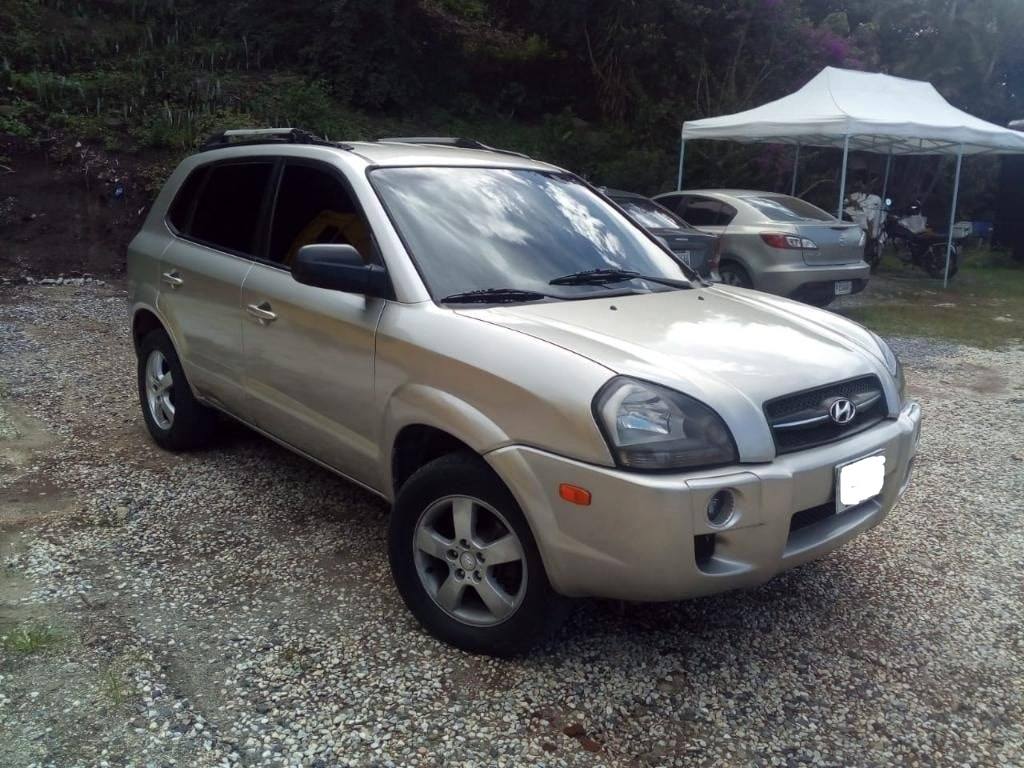 hyundai Tucson 2005 - carros en venta en guatemala