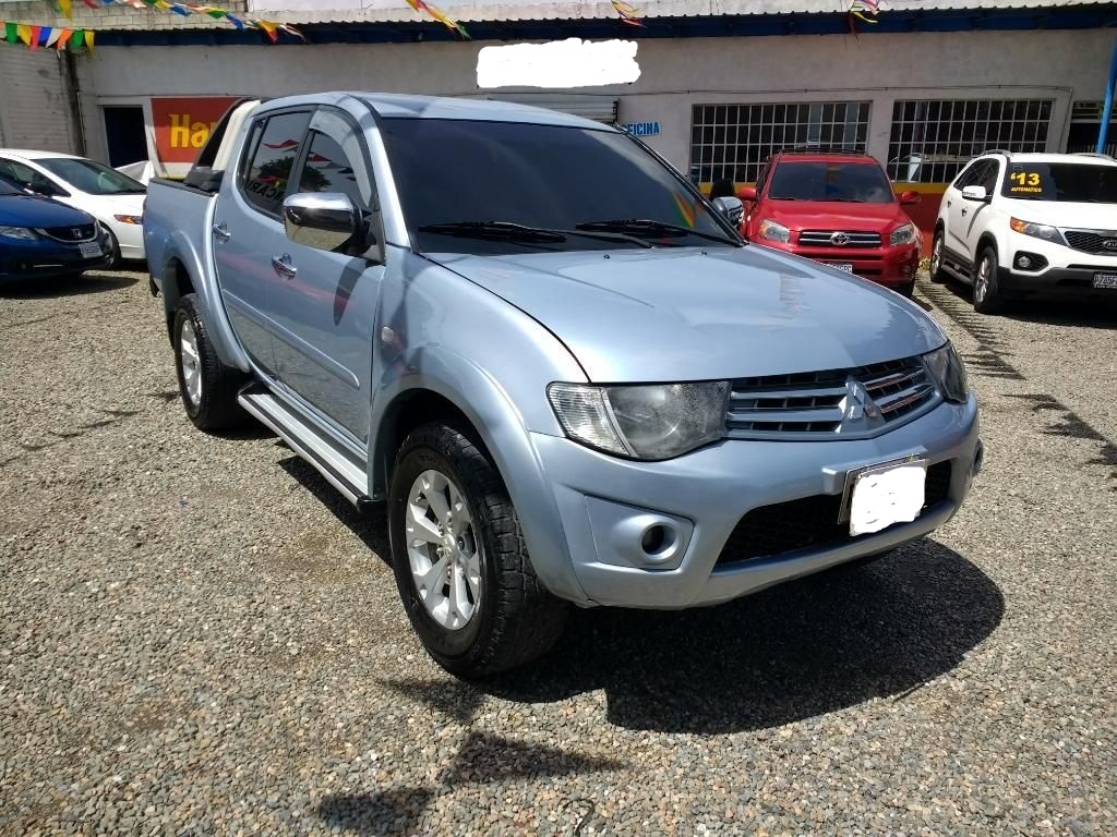 Pick Up Mitsubishi L200 Sportero De Venta En Guatemala